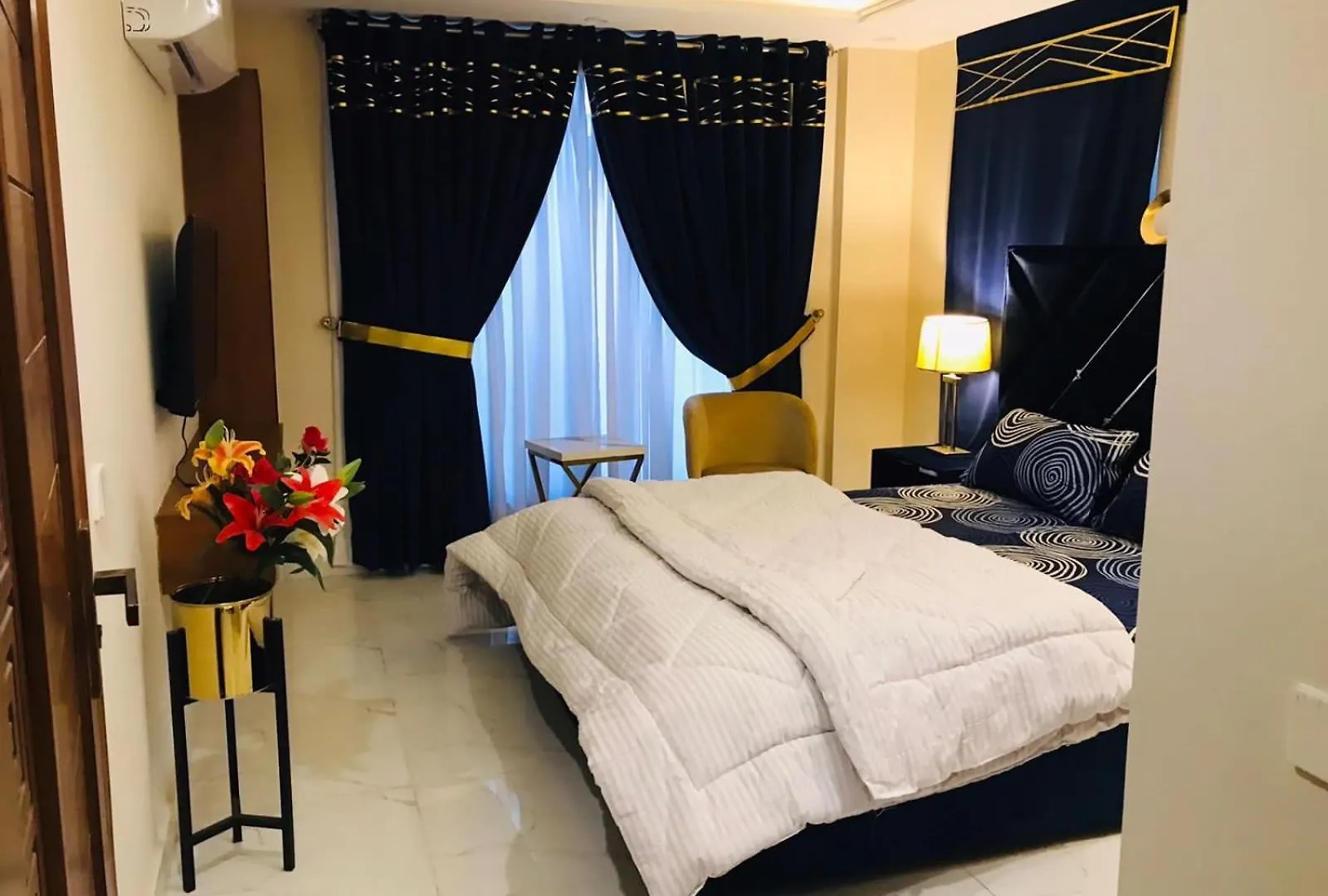 2 Bhk Apartment Available In Al Qasmiyah Sharjah 0*,